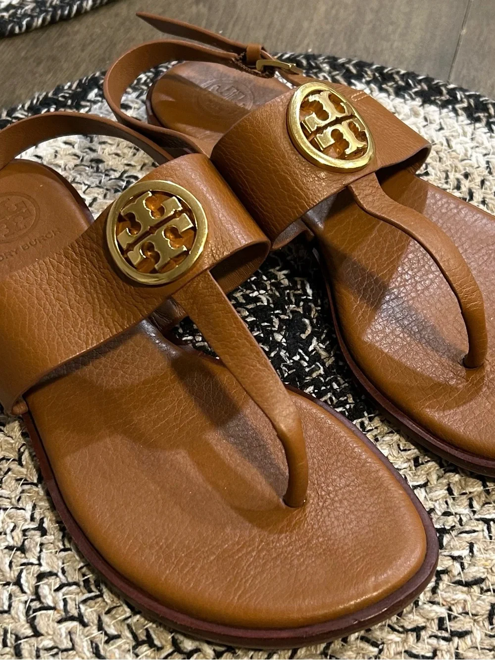 Tory Burch Tan Leather Logo Thong Sandals with Gold Medallions - Picture 1 of 5